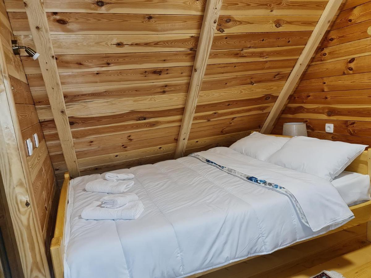 Holiday Home Mountain Zabljak  Ngoại thất bức ảnh