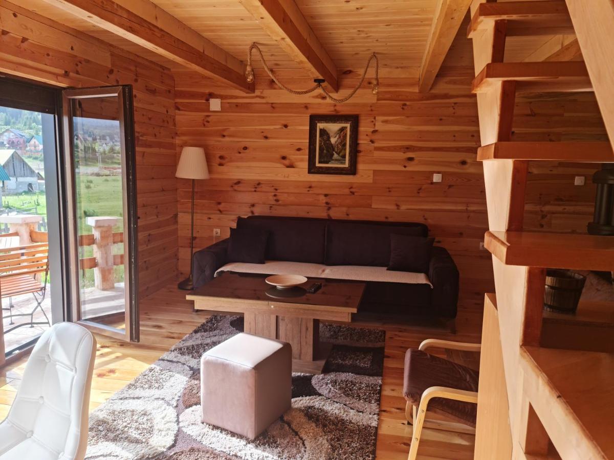Holiday Home Mountain Zabljak  Ngoại thất bức ảnh