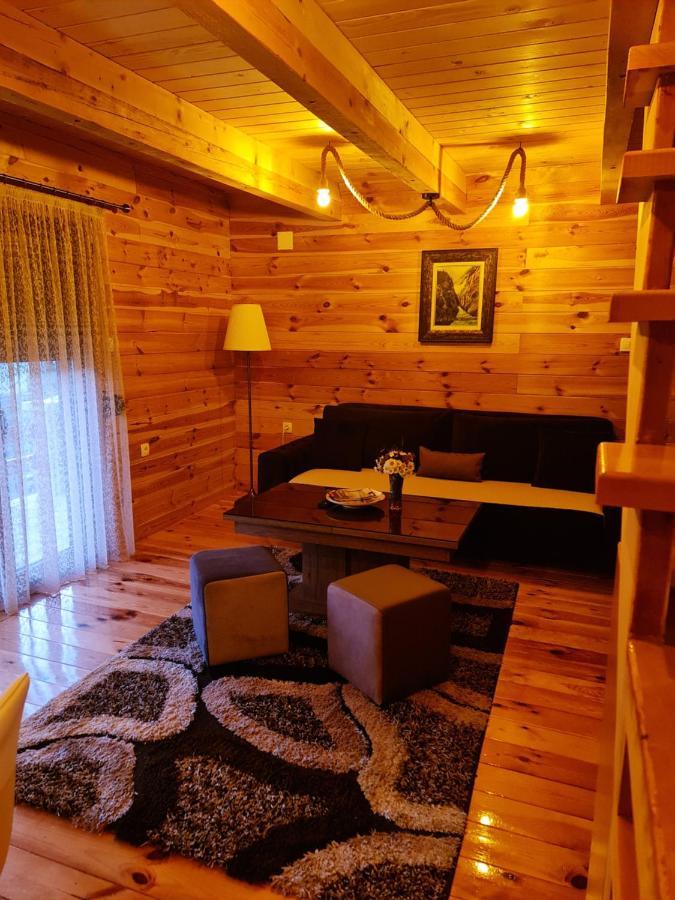 Holiday Home Mountain Zabljak  Ngoại thất bức ảnh