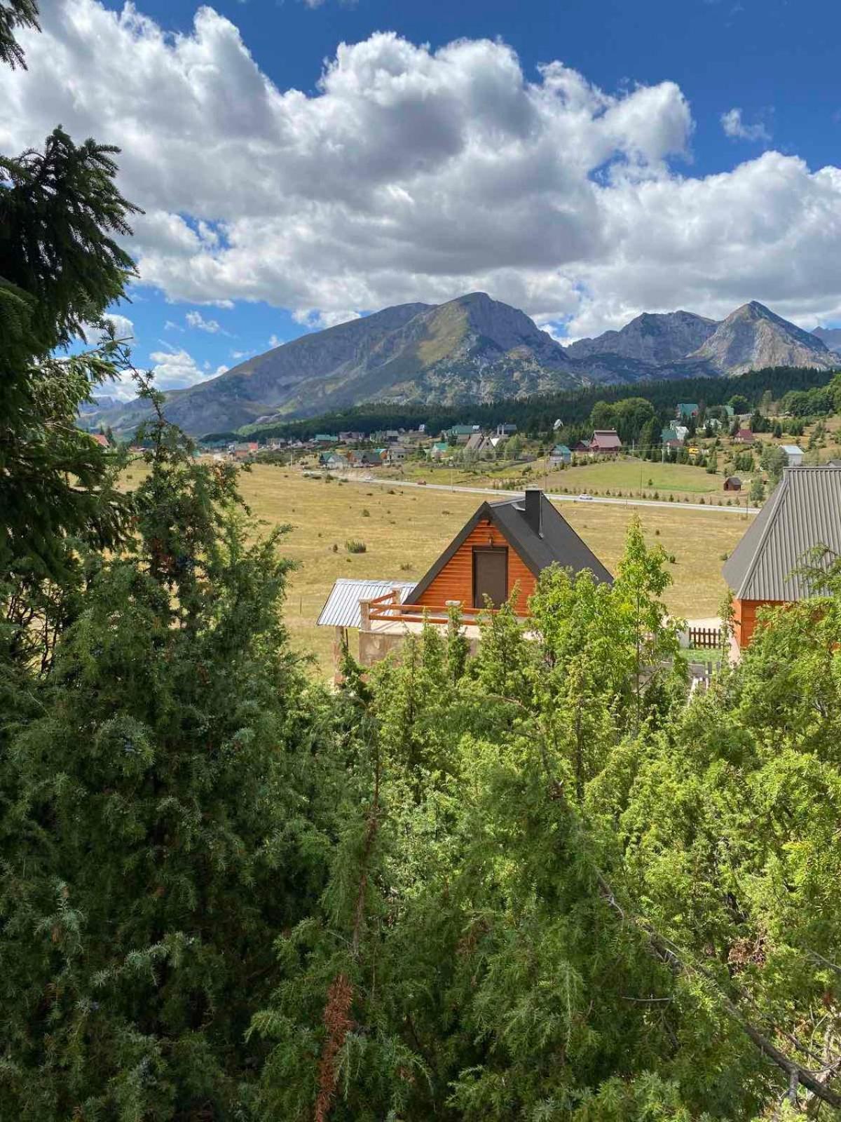 Holiday Home Mountain Zabljak  Phòng bức ảnh